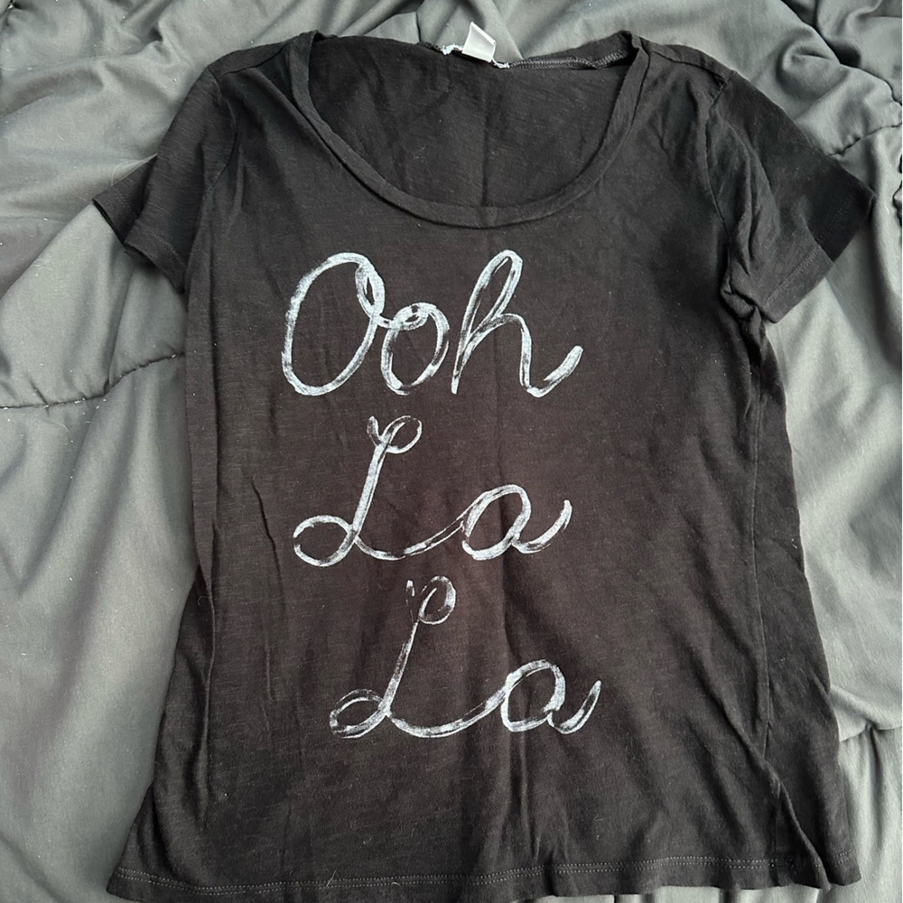 Old Navy Black Tee
